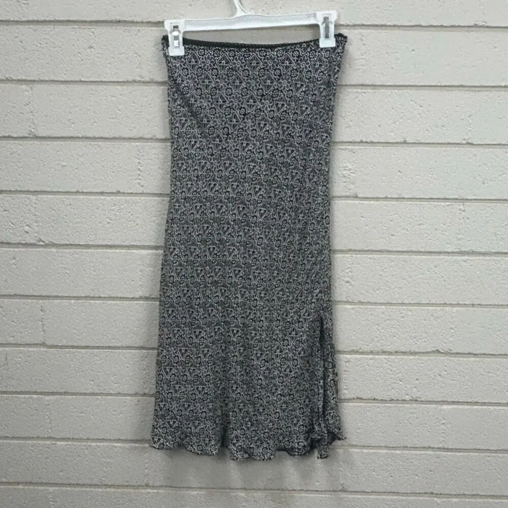 Angie Black Floral Print Midi Skirt size M - Picture 2 of 8